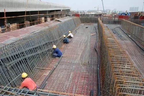 鋼筋施工中的45個致命錯誤 基礎、柱、墻、梁、板全解析，每個鋼筋工必看！